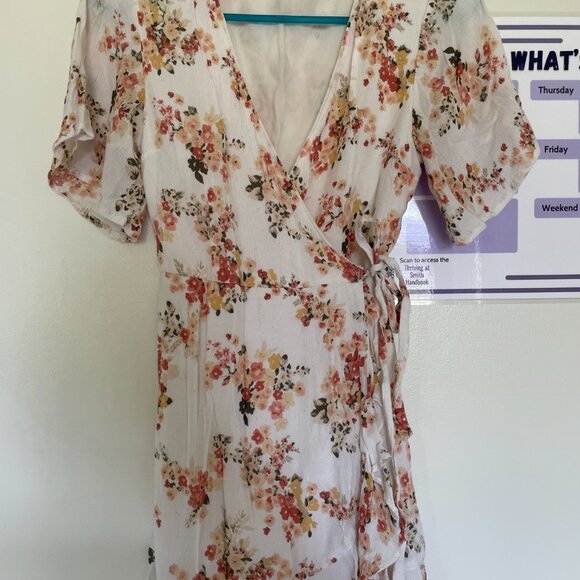 Abercrombie & Fitch White Wrap Floral Mini Dress Size XS - Picture 8 of 10